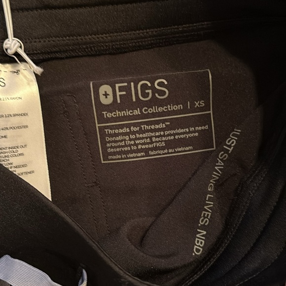 FIGS Zamora Joggers XS Black (NWT) Women’s - Picture 5 of 5